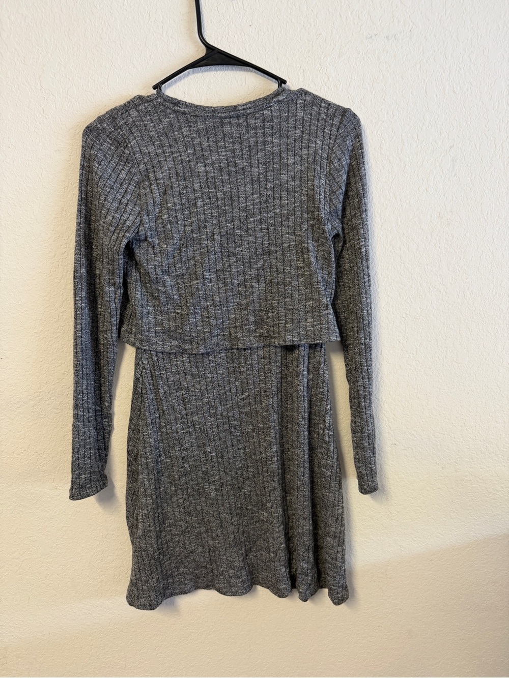 Abercrombie & Fitch Heather Charcoal Ribbed Knit Top - Picture 3 of 3